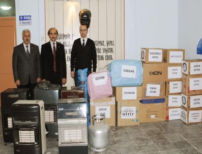 Hitit Üniversitesi`nden Van`daki Depremzedelere Yardım