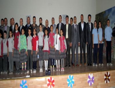 TAŞKıN BALABAN - Madde Bağımlılığı İle Mücadele Edenler Plaketle Ödüllendirildi