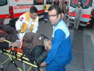 Sokak Ortasında Bıçaklandı