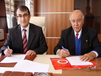 Yozgatlı Hayırsever İşadamı Erdoğan Akdağ Bozok Üniversitesi Kampus Alanına Bin Kişilik Cami Yaptırıyor