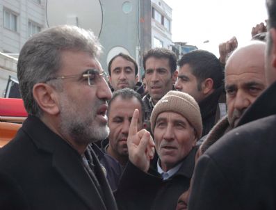 Bakan Yıldız Deprem Bölgesinde