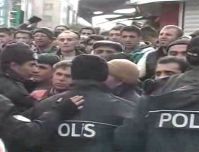 Deprem protestosuna polis müdahalesi