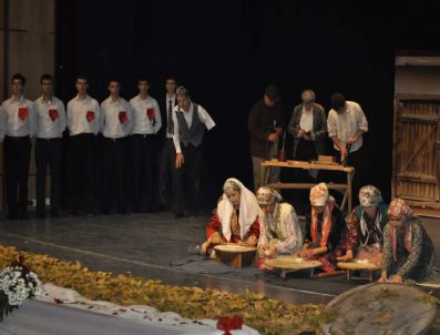 FIKRET DAYıOĞLU - Komutanı Ağlatan Oyun