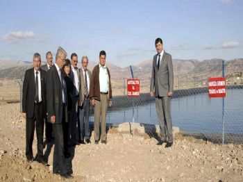 OSMAN UĞUR - Korkuteli Dereköy Köyü`ne  Sulama Havuzu