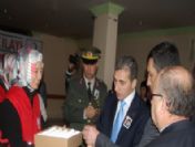 Osmancık`ta Depremzedelere Yardım Merkezi Açıldı