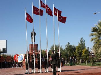 MAHMUT HERSANLıOĞLU - Siverek`te 10 Kasım Atatürk`ü Anma Töreni