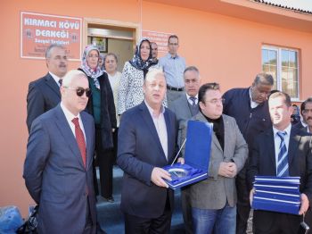 OSMAN NURI CIVELEK - Azdavay Kırmacı Köyü Köy Konağı Açıldı
