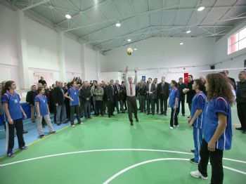 ATILLA GÜLSAR - Bursa Gazi Anadolu Lisesi Spor Salonuna Kavuştu