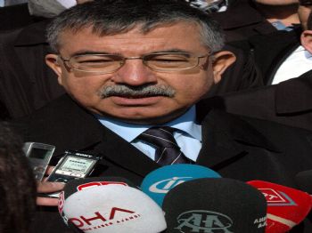 SEBAHATTIN YıLMAZ - Bakan Yılmaz, Deniz Otobüsünün Kaçırılmasına İlişkin Konuştu