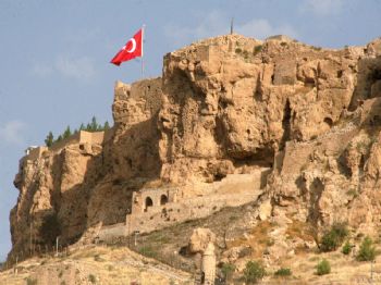 BEŞIR AYANOĞLU - Başkan Ayanoğlu: Kale Turizme Açılırsa Mardin’e Yılda 3 Milyon Turist Gelir