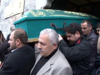 ATILLA OLGAÇ - Laz Ziya`yı Kızları Gözyaşlarıyla Uğurladı