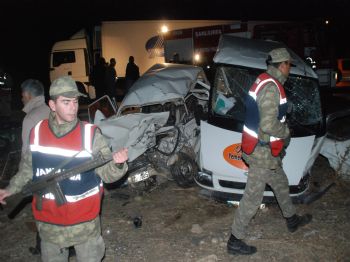 Şanlıurfa`daki trafik kazası: 6 ölü, 3 yaralı