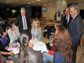 ATTILA SEZGIN - Başkan Kocaoğlu, Üniversiteli Gençlerle Buluştu