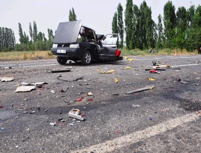 İğdır`da Trafik Kazası: 2 Yaralı