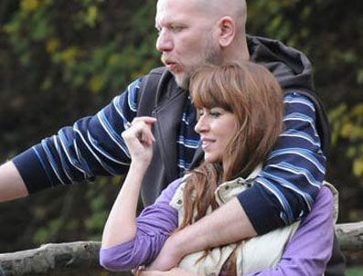 İPEK TUZCUOĞLU - İpek Tuzcuoğlu'na yeni aşkından çok özel hediye