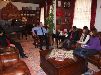 HASAN ÜNVER - Kapadokya Kadın Dayanışma Derneği Yöneticileri Ünver`i Ziyaret Etti