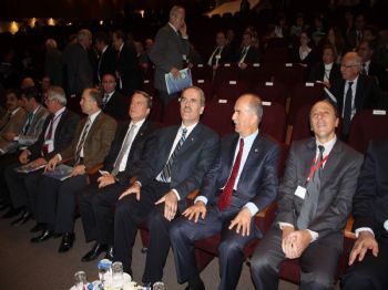 PFIZER - Uü`nün Projeleri Görücüye Çıktı