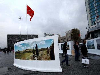 Zaman 25. Yıl Sergisi