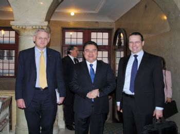 CARL BILDT - Babacan: Türkiye Güçlü Ekonomisiyle Yabancı Yatırımcıların İlgisini Çekiyor