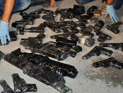 CINNAH - Libya Büyükelçiliği'nden cephanelik çıktı