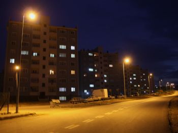 GAZI ŞAHIN - Elmadağ Toki Konutlarının Aydınlatma Sorunu Giderildi