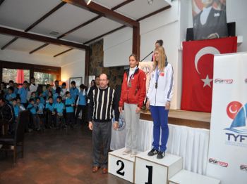 YARıMCA - Gemlik Yelkem Kulübü 5 Ödül Birden Aldı.