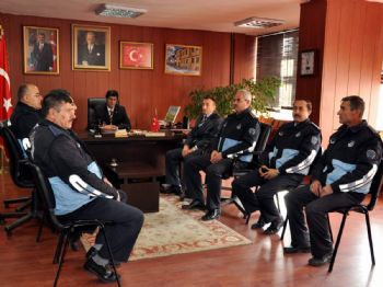 SUAT İLHAN - Odunpazarı Kaymakamı İlhan`dan Şahinlere Anlamlı Kutlama