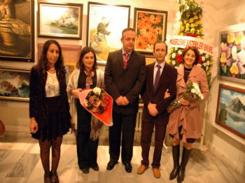 NUSRET ŞAHIN - Resimler Van İçin Sergilendi