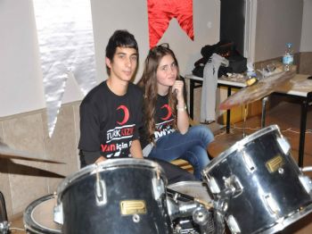 MUSTAFA CAN - Soma`da Van İçin Rock Konseri