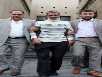 22 Yıllık Eşini Bıçaklayan Adama 15 Yıl Hapis