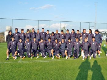 BELEDIYE VANSPOR - Deprem Sonrası Parasızlıktan Ligden Çekiliyorlar