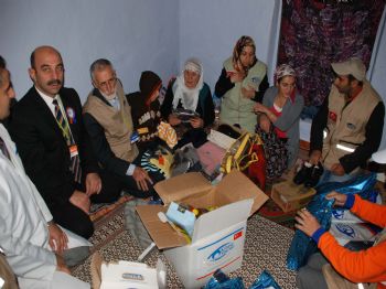 UGANDA - Kimse Yok Mu Gönüllüleri, Kurbanda 240 Bin Ailenin Kapısını Çaldı