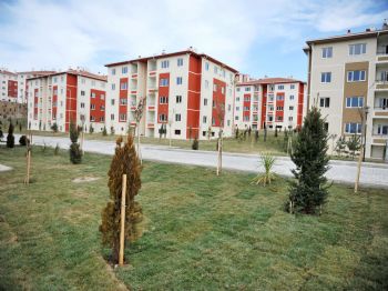 Simavlı Depremzedeler 6 Ayda Kalıcı Konutlara Kavuştu