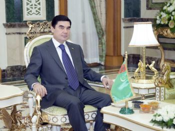 Almanya Dışişleri Bakanı Westerwelle Türkmenistan`da