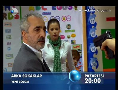 ARKA SOKAKLAR DİZİSİ - Arka Sokaklar 221. bölüm özeti ve fragmanı
