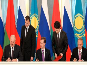 BAŞKANı MEDVEDEV - Avrasya Birliği Yolunda İlk İmzalar Atıldı