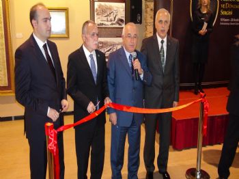 ABDÜLMECIT - Cemil Çiçek, Teşhir Edilmeyen Saray Eşyalarını Medyaya Açtı