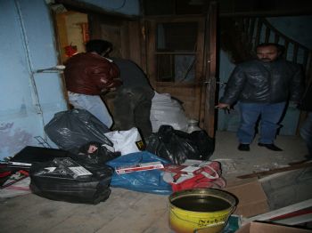 Edirne`de Tarihi Eve Kaçak Sigara Operasyonu