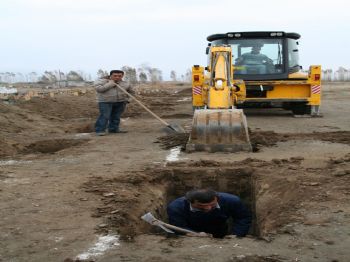 Erzincan`ad Kışa Hazırlık 50 Adet Mezar Kazıldı