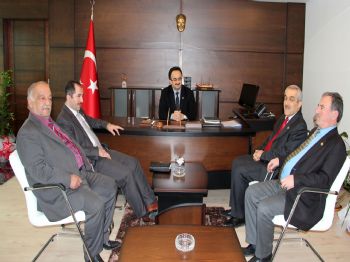 ZAFER ORHAN - İl Genel Meclis Başkanı ve Üyeleri, İlkadım Kaymakamlığı`nı Ziyaret Etti