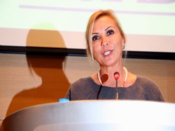 İZMIR TICARET BORSASı - İzmir Ticaret Borsası`nın 120. Yıl Borsa Söyleşileri