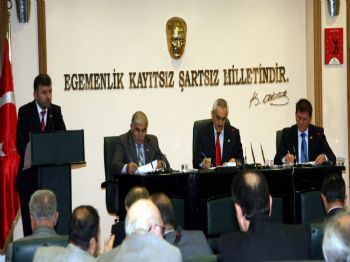 Mecliste Mikro Kredi Tartışması