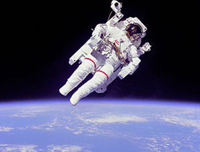 NASA, internette yayımladığı ilan ve video ile astronot arıyor