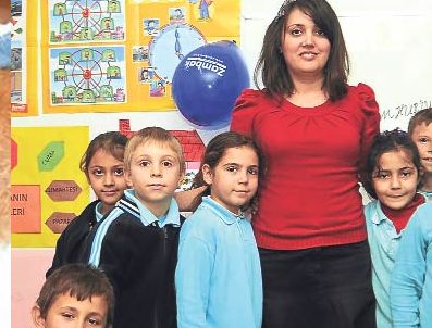 KOZÇEŞME - O öğretmen artık kaloriferli okulda