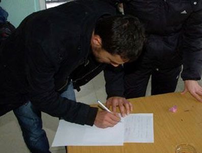 Öğrencilerden 'Ölürsem sorumlusu benim' imzası