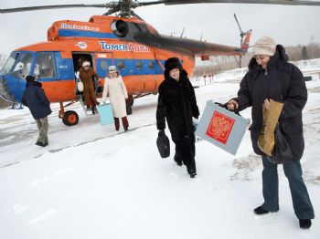 KOMUNIST - Rusya`da Parlamento Seçimleri İçin Erken Oy Verme İşlemleri Başladı