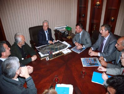 KAŞIF - Ak Parti Heyeti Aldırmaz`ı Ziyaret Etti