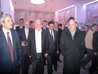 Bakan Ergün, Trabzonspor Müzesi`ni Gezdi