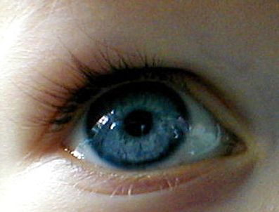 Göz renginizi değiştirebilirsiniz