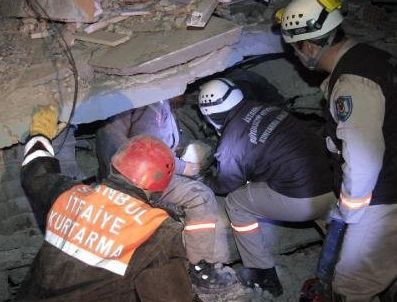 Sevim'i 3 kat betonu delip çıkardılar